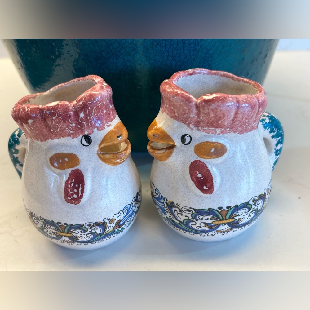 Set hand painted Italian petite creamers - Picture 10 of 10
